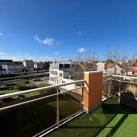 Algues Roses * Wimereux